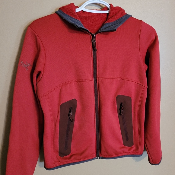 Arc'teryx Jackets & Blazers - Arc'teryx Womens zip up jacket XS